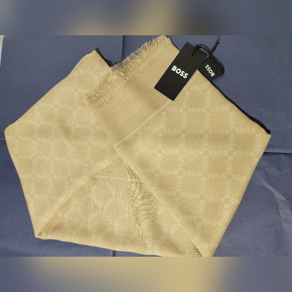 HUGO BOSS logo-jacquard scarf-women's in beige